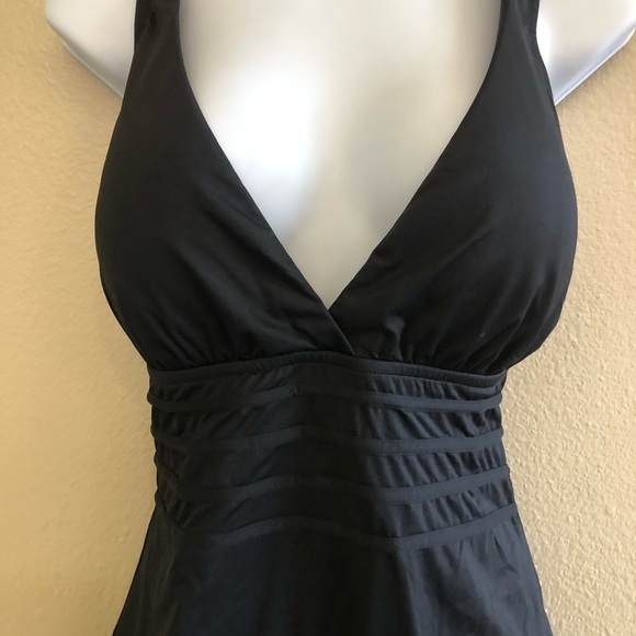 La Blanca Black Island Goddess Multi-Strap Cross-Back One Piece Swimsuit Size 16 - Picture 5 of 12